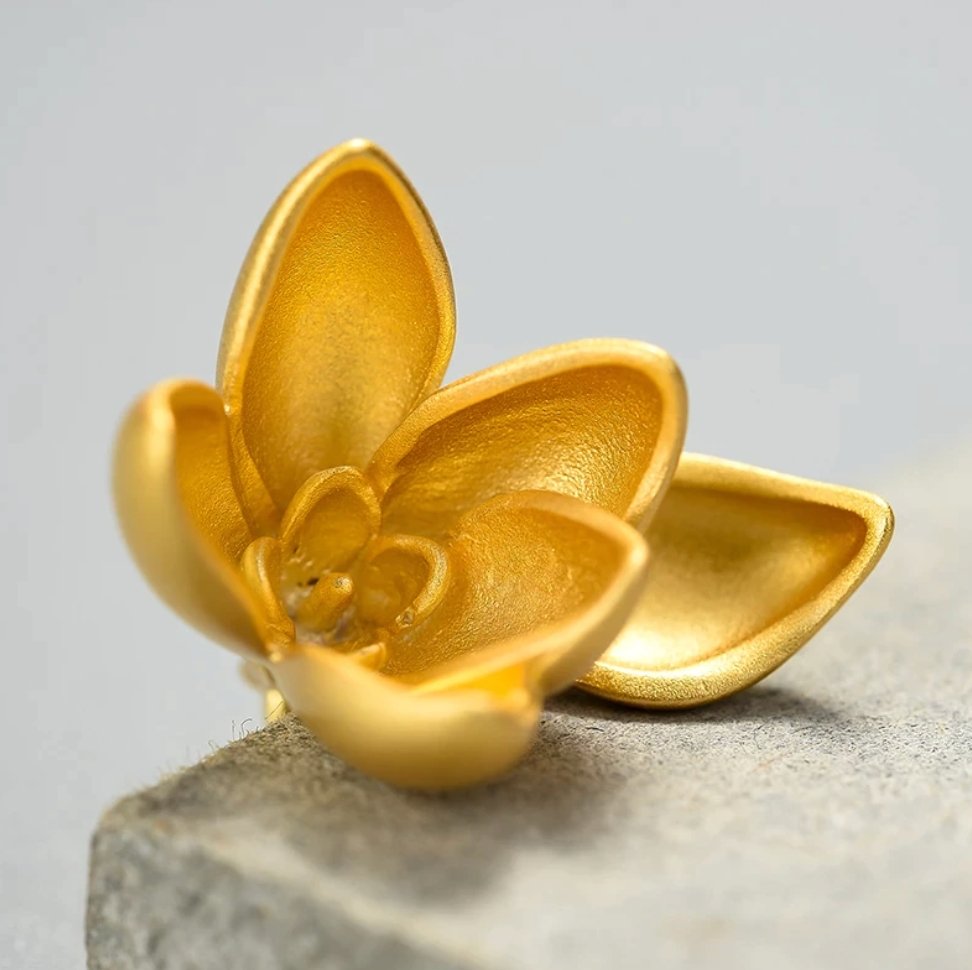 Gold Lotus Flower Necklace - Egret Jewellery