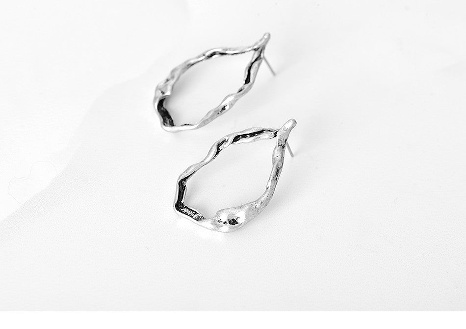 Silver-Plated Pop Style Medium Hammered Hoop Stud Earrings - Egret Jewellery