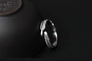 925 Sterling Silver Adjustable Feather Wrap Toe Ring - Egret Jewellery